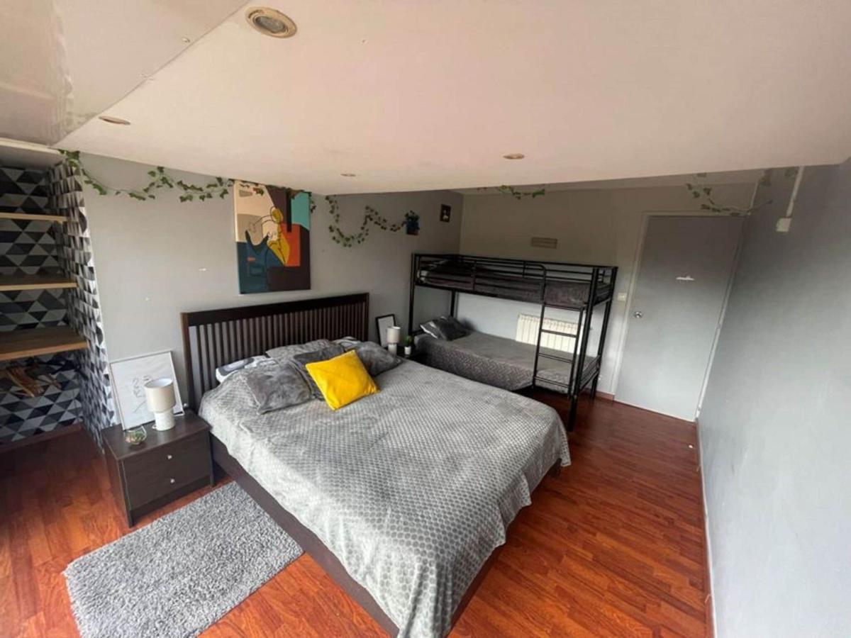 Holiday Home With Indoor Pool, เลอปอร์จ ภายนอก รูปภาพ
